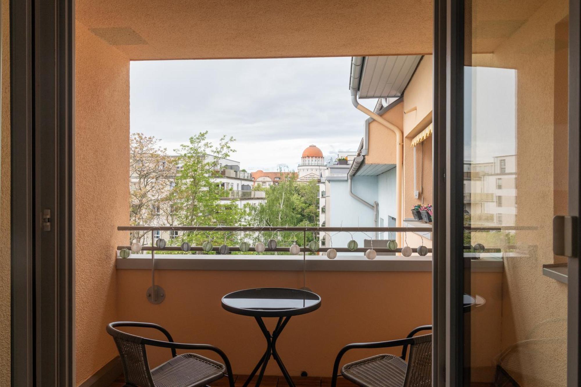 Home Shanti - Studio, Suedvorstadt, Balkon, Tv Лейпциг Экстерьер фото